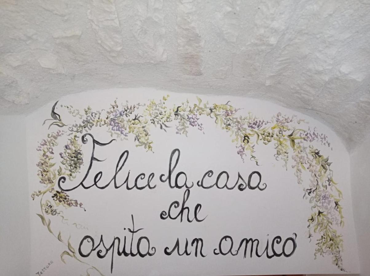 Dimora San Nicola Villa โลโกโรตอนโด ภายนอก รูปภาพ